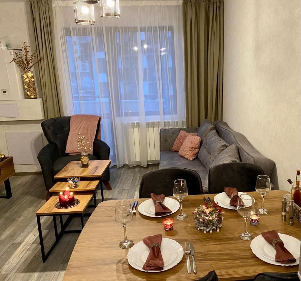 Luxury Aparthotel Studenets ปอมโปโรโว ภายนอก รูปภาพ