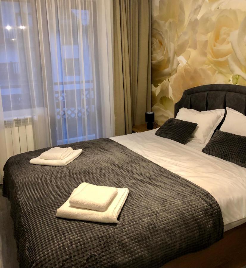 Luxury Aparthotel Studenets ปอมโปโรโว ภายนอก รูปภาพ