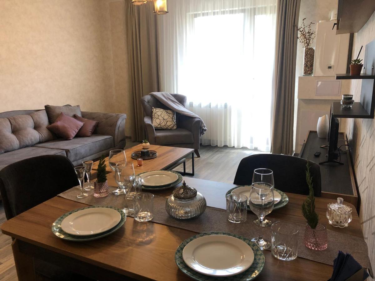 Luxury Aparthotel Studenets ปอมโปโรโว ภายนอก รูปภาพ
